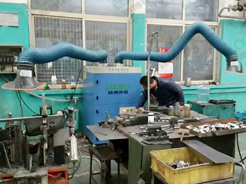 電（diàn）焊煙塵淨化器吸風量變小如何解（jiě）決（jué）.jpg